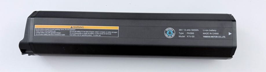 New Yamaha Moro bike battery, works with Crosscore RC and Wabash RT  with different end caps