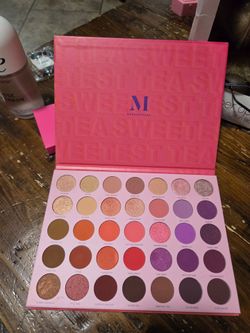 Morphe eyeshadow pallette