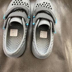 Plae Water Shoes