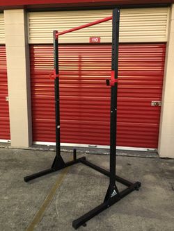 Giotto Dibondon ding soep Adidas Squat Rack and Pull Up Bar for Sale in Houston, TX - OfferUp