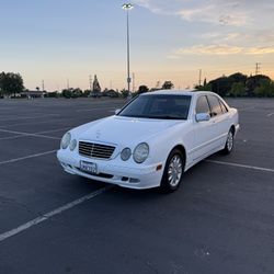 2000 Mercedes-Benz E-Class