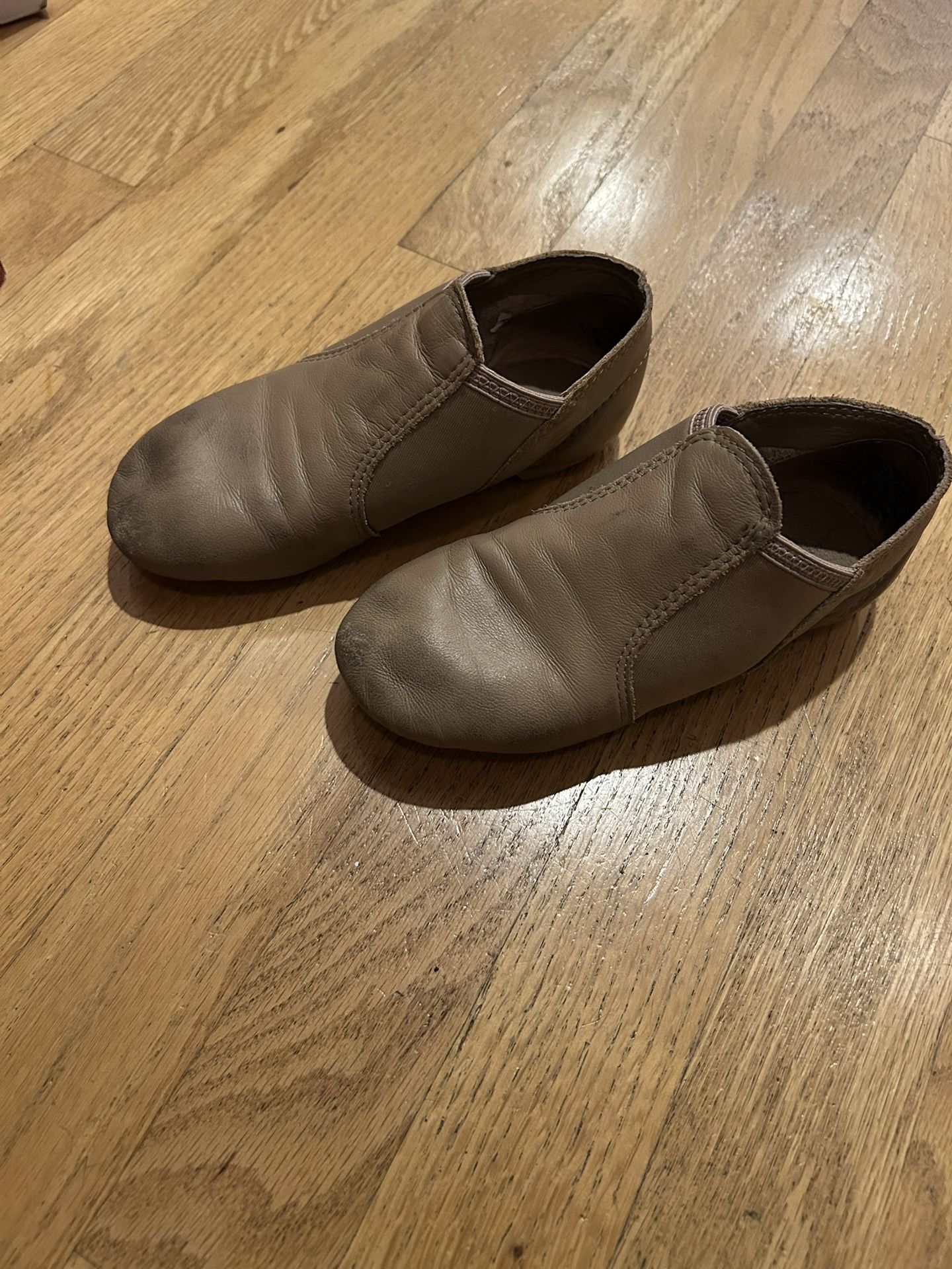 Capezio kids Jazz shoes 13.5