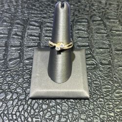 14k Womens Diamond Ring 