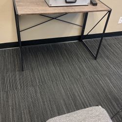 Small Foldable Brown Table 