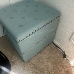 Ottoman Storage Blue (used)
