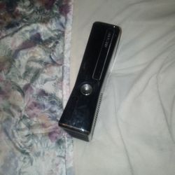 Black Xbox 360 Slim