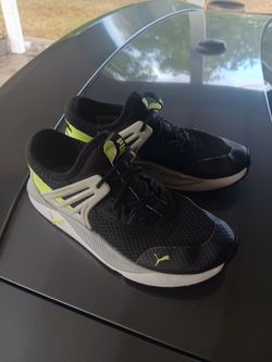 Kids size 13 ,  15 $