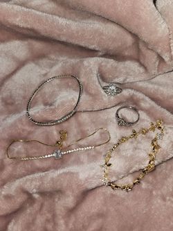Bracelet/Ring Set $8