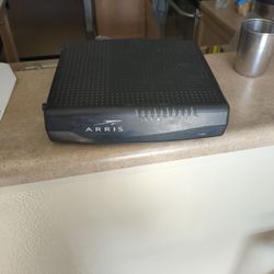 Arris TG862