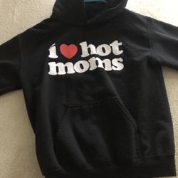 I Heart Hot Moms Sweatshirt 