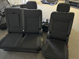 GMC Yukon Bench 2nd row Cloth