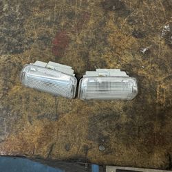 2014 Infiniti Q50 Door Lights 