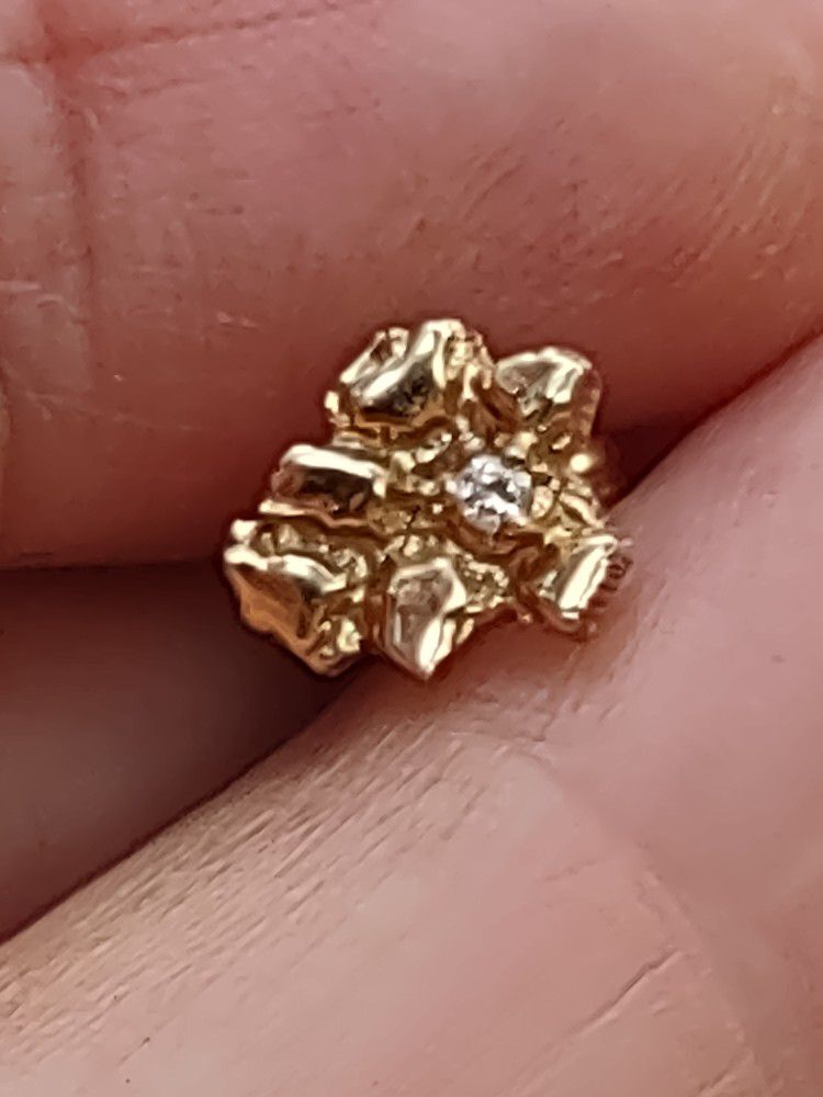 14k Yellow Gold Nugget Gold And Diamond Earrings Single Beautiful 