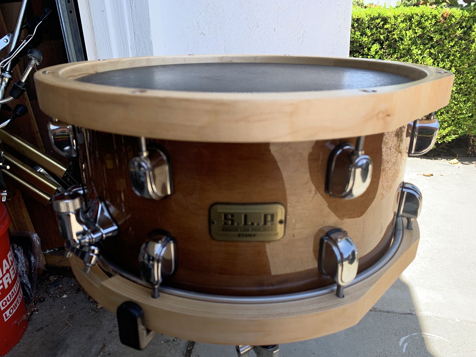 Tama LMP1465 S.L.P. Studio Maple 6.5 x 14-inch Snare Drum w/ Wood Hoops- Sienna MINT CONDITION Retails for $599