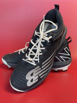 New Balance Fuel Cell 4040v6 Molded Cleats