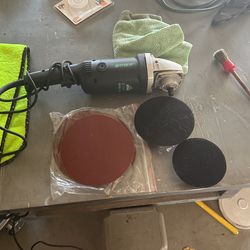 Hand Polisher And Sender For Cars
