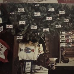 10 Miscellaneous Christmas Counted Cross Stitch Patterns