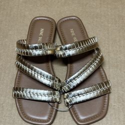 Nine West Sandals Women’s 6M Gold Strappy Slip Flat Shiny