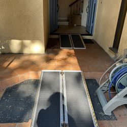 Foldable Mobility Ramps (3) 
