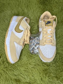 Wmns NIKE DUNK LOW CELESTIAL GOLD SUEDE DV7411-200 US 9M/10.5W & 10M/11.5W