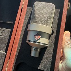 Neumann TLM 103