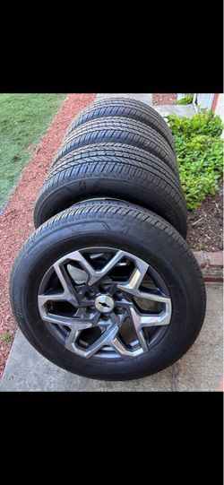Chevy Silverado Rines 20 como nuevas las llantas rims Chevy