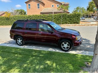 Hi we are selling our 2006 Chevy trailblazer Family owned 120k miles miles V8 automatic clean title pink slip in hand fully loaded 3rd row seat in gre