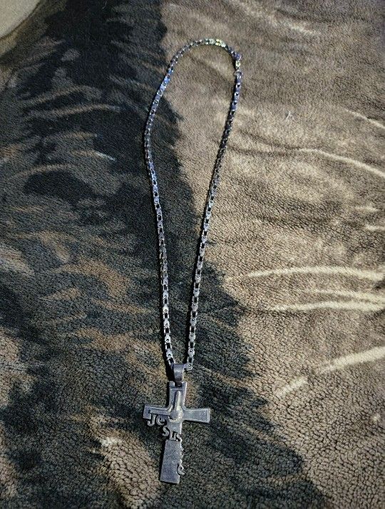 Stainless Steel Chain With Stainless Steel Cross Pendant 