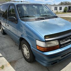 1993 Dodge Caravan