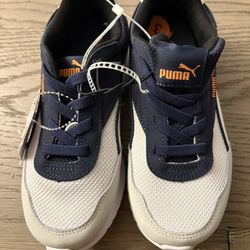 Kids Size 3 Navy And White Puma Sneakers Shoes