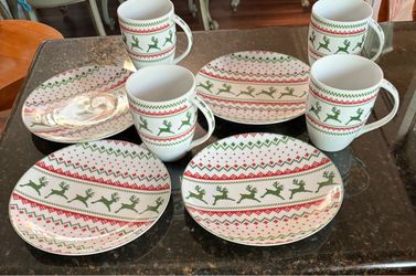 Christmas Reindeer Dinnerware Set Plates and Mugs
