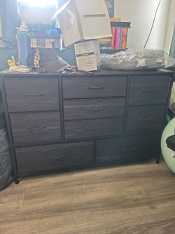 9 drawer dresser