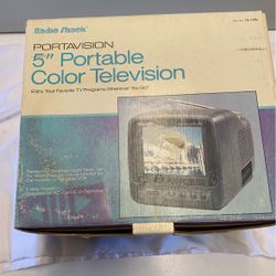 New Vtg 5” Portable Color Tv