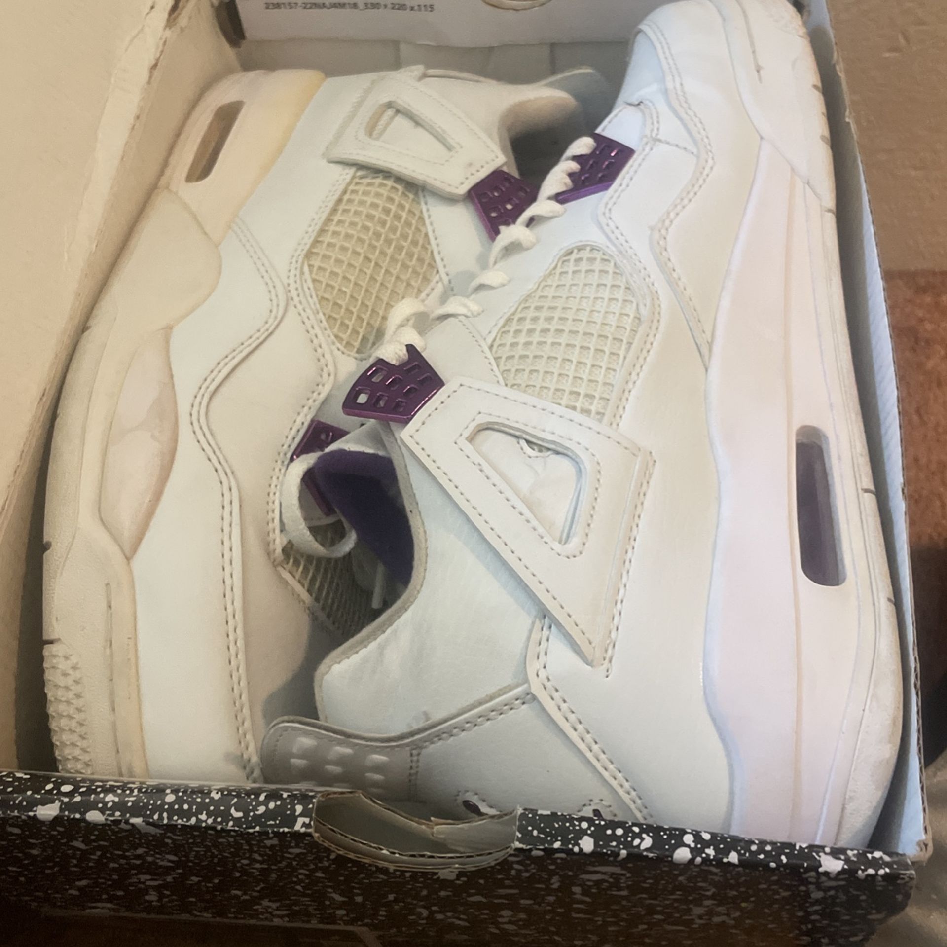 Air Jordan 4 Retro