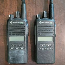 2ct, Motorola CP185, UHF Version, 1 Battery