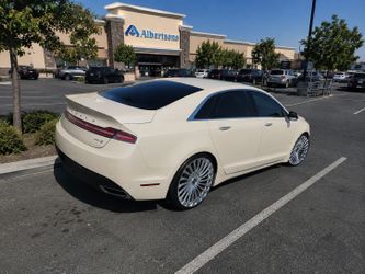 2016 Lincoln MKZ