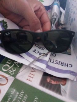 Ray-Ban Wayfarer Sunglasses Black