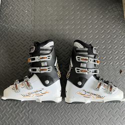 Salomon Men’s Ski Boots Size 28.5 (fits ~10.5 Shoe)