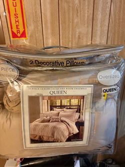 Queen Comforter Set