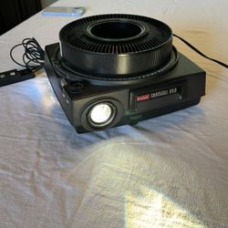 Kodak Carousel Slide Projector and 4 slide trays