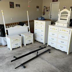 Bedroom Furniture Set W/full Size Bed Frame And Headboard.