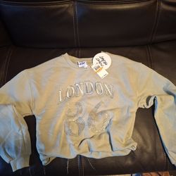 Woman's crop sweater