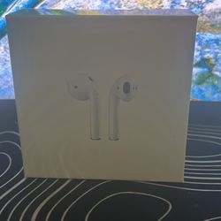 Airpods 2 (sealed) with charging case