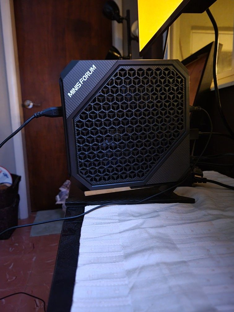 Minisforum HX80G PC