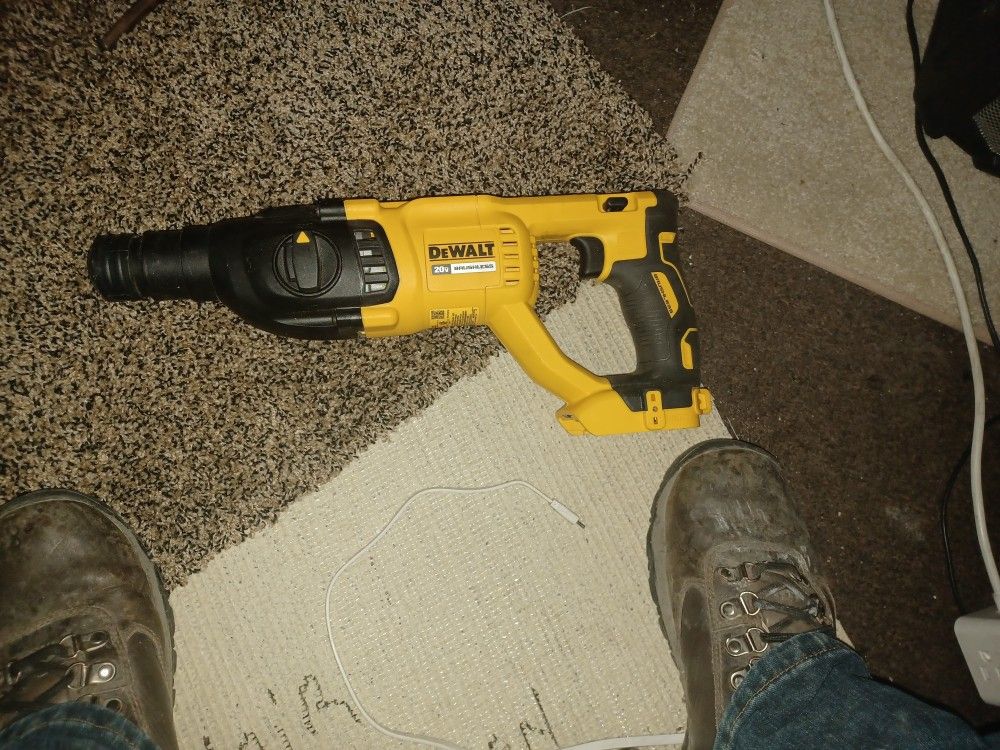 Dewalt Hammer Drill Dch133