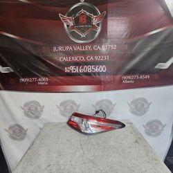 TL199-001 2018-2020 Toyota Camry Le Rh Taillight 