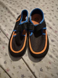 Kids Water Shoes Size 13/1