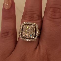 Engagement Ring With Wedding Bamds