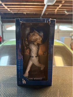 Bobblehead