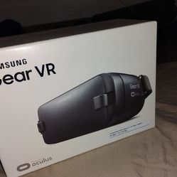 Samsung Gear VR  Virtual-Reality Headset
